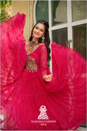 Elegant Laheriya Print Kutchi Patchwork Faux Georgette Navratri Gown ✨💃