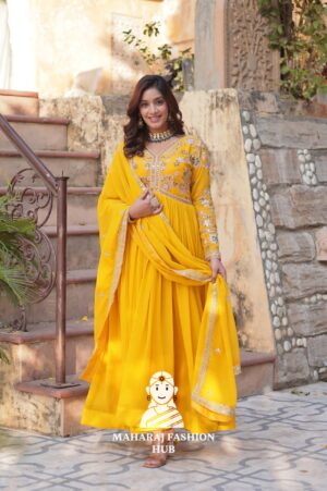 🪡 Cotton-Lined Faux Blooming Set with Sequin Detailing